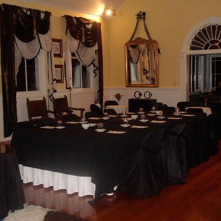 Cotter House Luxury Retreat Bed and Breakfast Auckland Exteriör bild